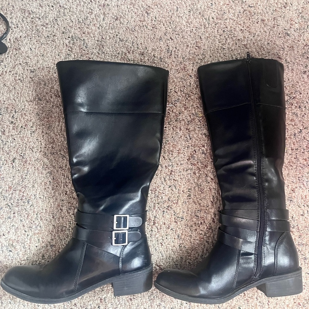 Black Leather Knee-High Boots